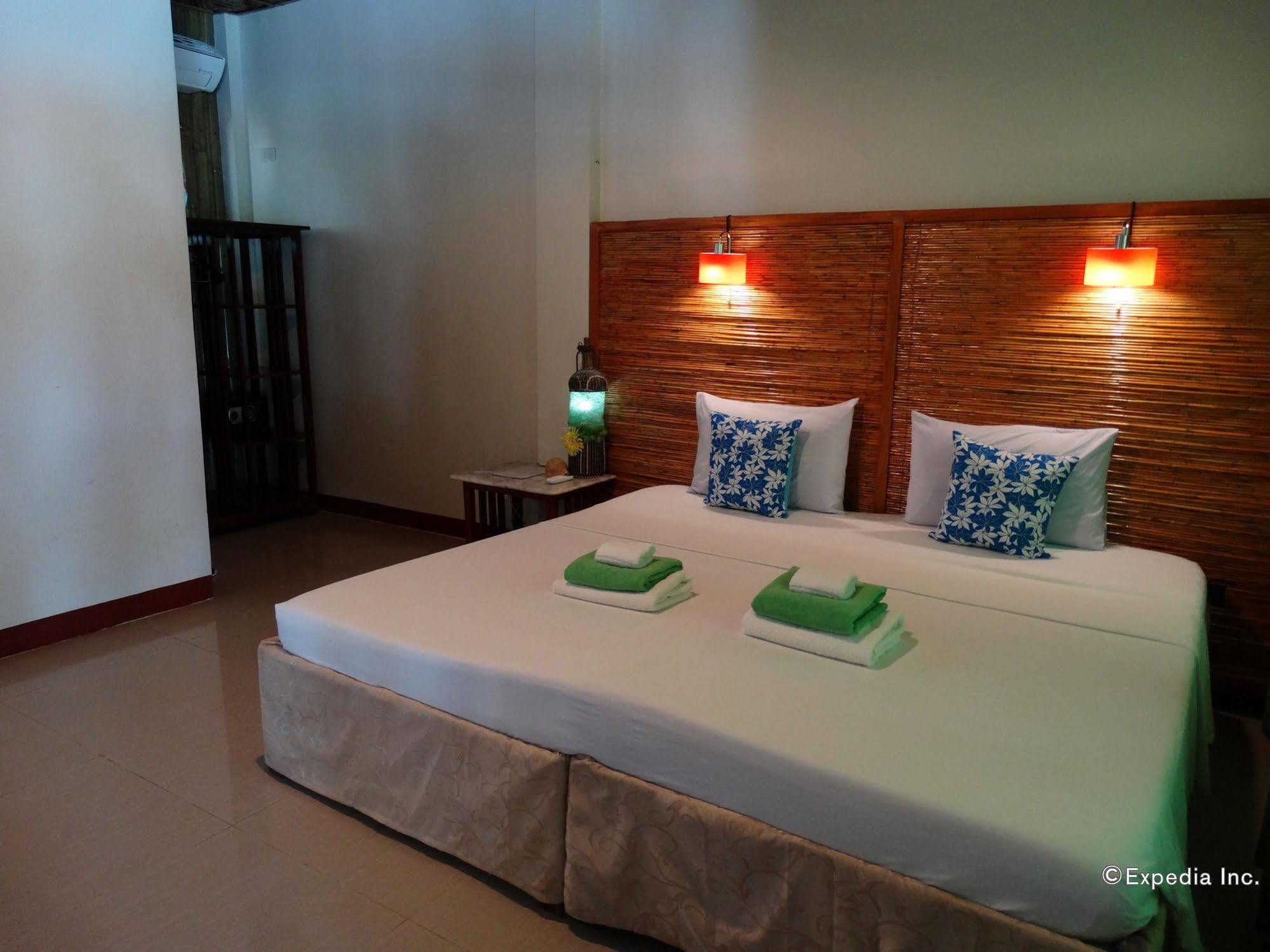 Mayfair Resort Panglao Exterior photo